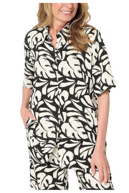 Brandis Women`s Dress Out Loud Printed Short Slv Camp Shirt Leaf - Regular